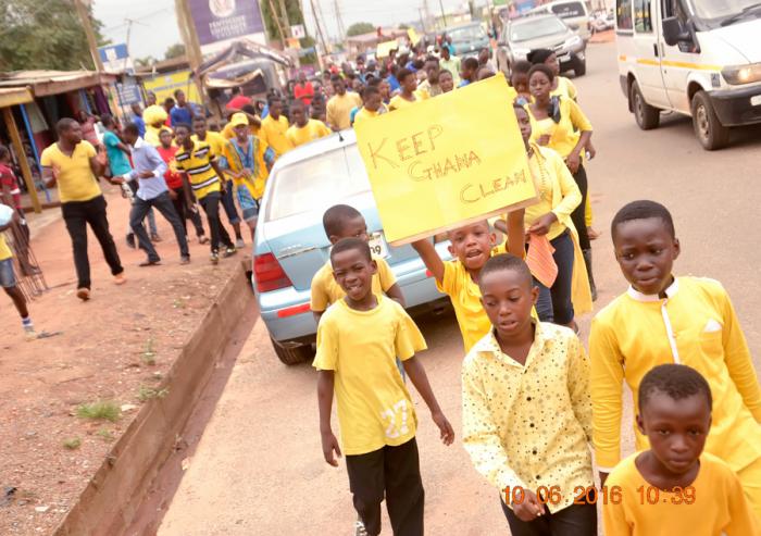 <span  class="uc_style_uc_tiles_grid_image_elementor_uc_items_attribute_title" style="color:#ffffff;">My Redeemer School - Colourful Day - Myredeemerschool.edu.gh</span>